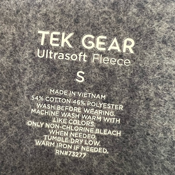 Tek Gear Ultrasoft Fleece Women’s Crewneck Sweatshirt w/ Thumbholes Size Small - Picture 2 of 3
